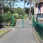 Maison Les Arcades * סוסטון